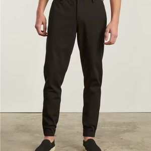 Everlane Performance Traveler Chino